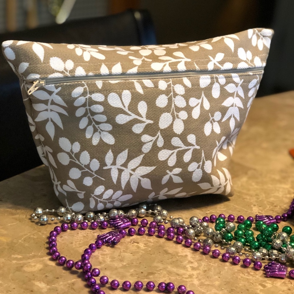 Makeup bag